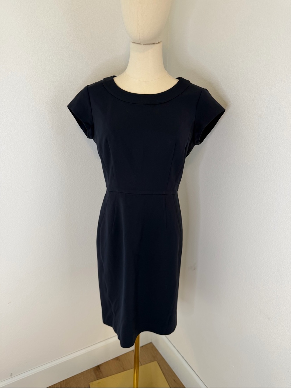 Lafayette 148 New York Navy Blue Cap-Sleeve Sheath Dress Size 4P